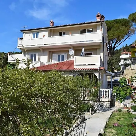 Eufemija-rab Homestay Kampor